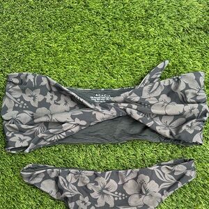 Acacia Taha’a Baker Top